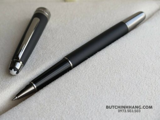 Montblanc Meisterstuck Ultra Black Rollerball Pen