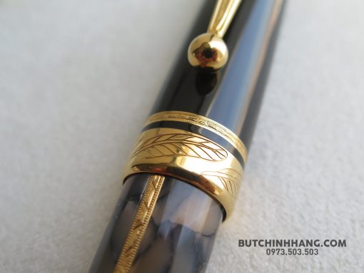 Bút Montblanc Alexandre Dumas Writers Edition Limited Ballpoint Pen (Chữ ký Dumas Con) 28627