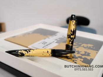Bộ set bút quà tặng Montblanc Meisterstuck Solitaire Calligraphy Gold Leaf Rollerball Pen & sổ da - bo set but qua tang montblanc meisterstuck solitaire calligraphy gold leaf rollerball pen amp so da 1