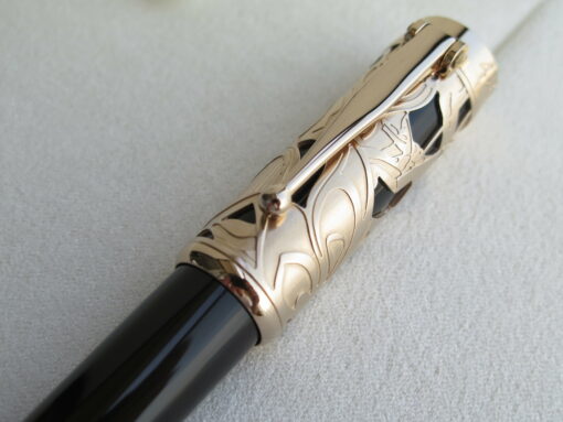 Bút Montblanc Writers Limited Edition Carlo Collodi Rollerball Pen 106642 - Image 3