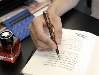 Bút Montblanc Heritage Rouge & Noir Serpent Marble Special Edition Ballpoint Pen 119854 - but montblanc heritage rouge amp noir serpent marble special edition ballpoint pen 119855