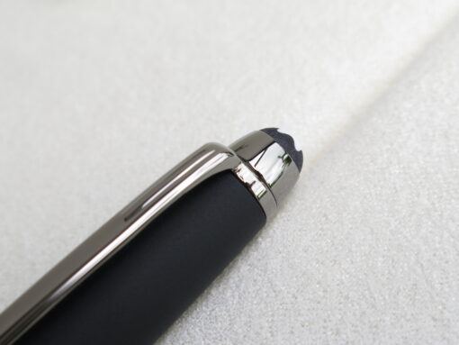 Bút Montblanc Meisterstuck Ultra Black Classique Ballpoint Pen 114829