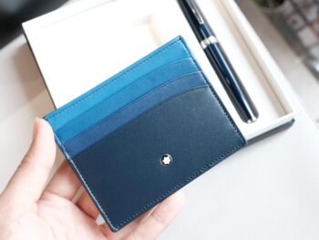 Bộ set bút Montblanc PIX Blue Rollerball Pen & pocket holder 6cc navy 128956 - bo set but montblanc pix blue rollerball pen amp pocket holder 6cc navy 128964 scaled