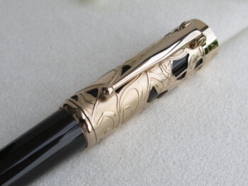Bút Montblanc Writers Limited Edition Carlo Collodi Ballpoint Pen 106643 Montblanc Limited Edition Bút Bi Xoay Montblanc 2