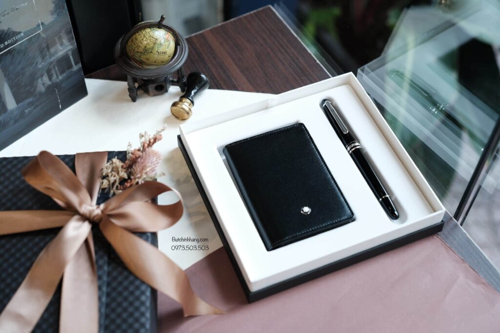 Bộ quà tặng đẳng cấp & ý nghĩa đến từ thương hiệu Montblanc - bo qua tang dang cap amp y nghia den tu thuong hieu montblanc 2