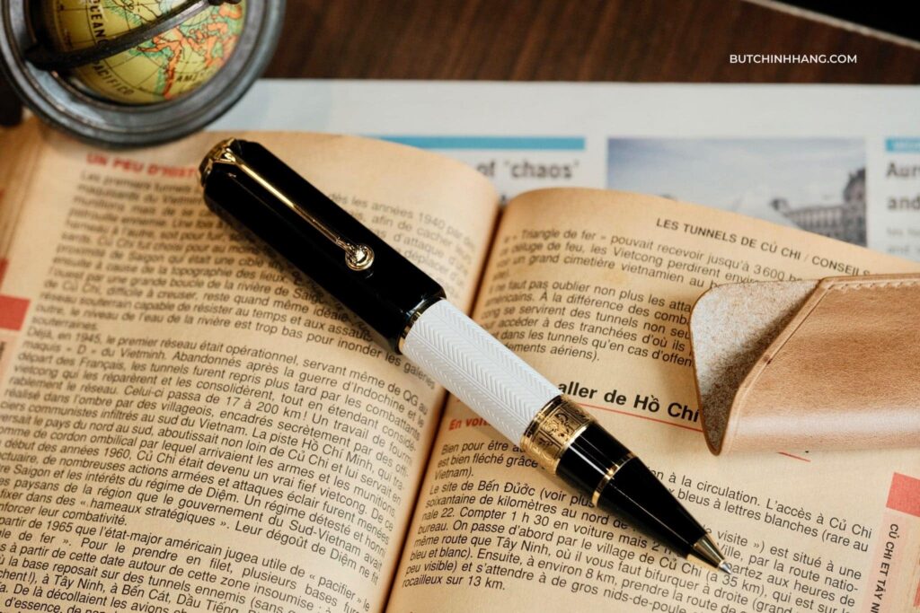 Mở Hộp Mẫu Bút Giới Hạn Montblanc Writers Edition William Shakespeare - mo hop mau but gioi han montblanc writers edition william shakespeare 2