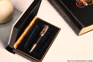 Mở Hộp Mẫu Bút Montblanc Writers Limited Edition Carlo Collodi Ballpoint Pen - mo hop mau but montblanc writers limited edition carlo collodi ballpoint pen 4