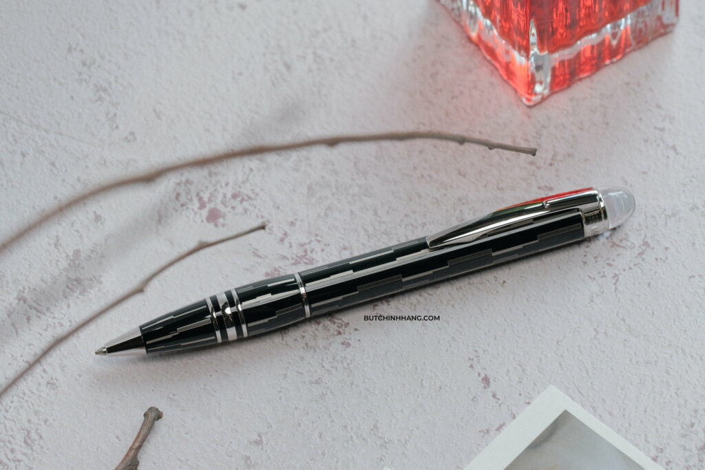 Bí ẩn như chính cái tên của mình, Montblanc Starwalker Black Mystery một mẫu bút đầy sự tinh tế - bi an nhu chinh cai ten cua minh montblanc starwalker black mystery mot mau but day su tinh te 1
