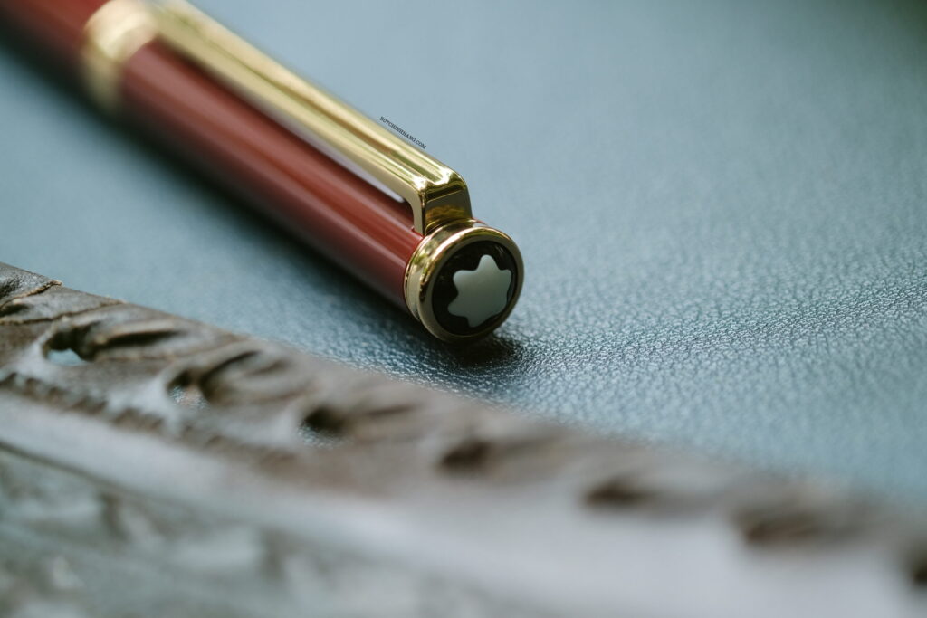 Bút Montblanc Noblesse Oblige Red Resin Ballpoint Pen 15250 - but montblanc noblesse oblige red resin ballpoint pen 15251