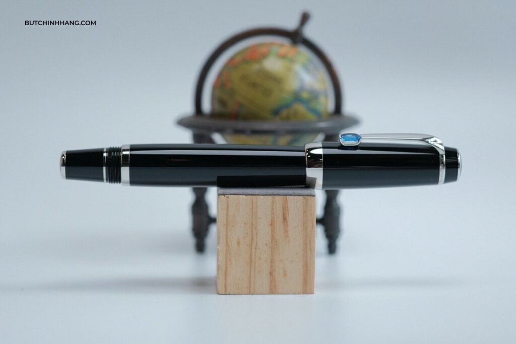 Montblanc Boheme Bleu và viên sapphire yên bình như bầu trời xanh - montblanc boheme bleu va vien sapphire yen binh nhu bau troi xanh 4