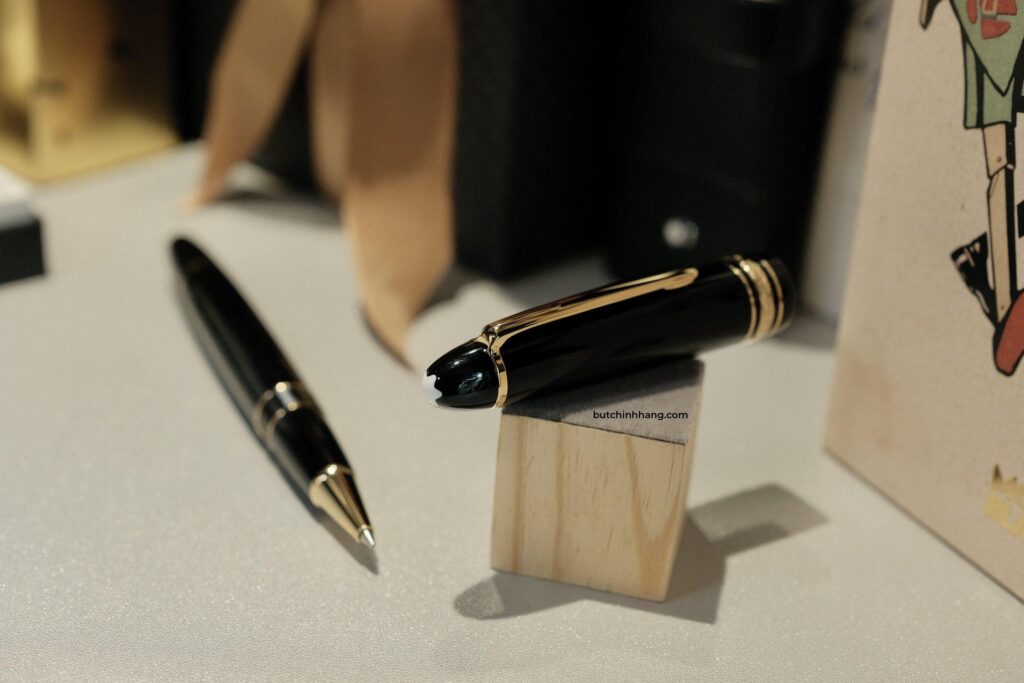 Montblanc Meisterstuck Legrand Rollerball Pen - mẫu bút chưa bao giờ giảm nhiệt - montblanc meisterstuck legrand rollerball pen mau but chua bao gio giam nhiet