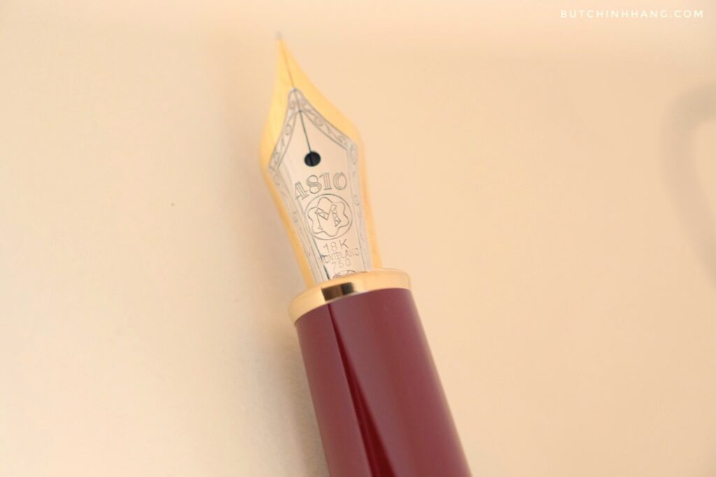 Montblanc Meisterstuck Solitaire Bordeaux Doue Vermeil - Kiệt Tác Đến Từ Thiết Kế - montblanc meisterstuck solitaire bordeaux doue vermeil kiet tac den tu thiet ke 1