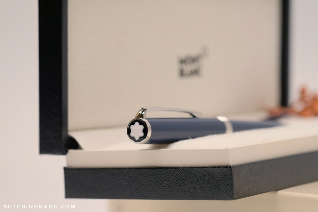Montblanc PIX Blue Ballpoint Pen - Mạnh Mẽ Và Cá Tính - montblanc pix blue ballpoint pen manh me va ca tinh 1