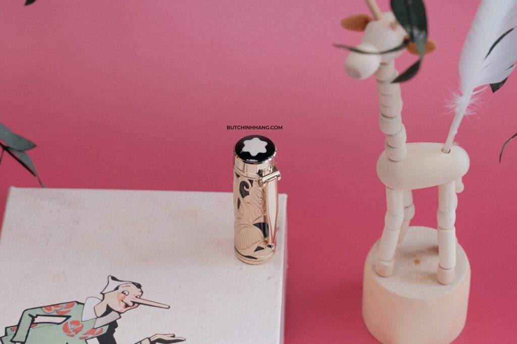 Montblanc Writers Limited Edition Carlo Collodi - Bộ đôi bi xoay và bi nước tôn vinh Nhà văn của trẻ em Carlo Collodi - montblanc writers limited edition carlo collodi bo doi bi xoay va bi nuoc ton vinh nha van cua tre em carlo collodi 1