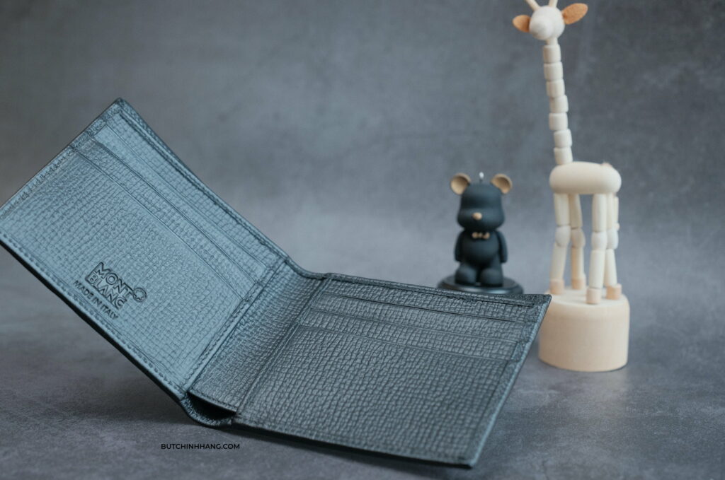 Ví Montblanc Leather Goods Meisterstuck-Selection Wallet 6cc XC 114899 - Sang trọng, mạnh mẽ, thanh lịch - vi montblanc leather goods meisterstuck selection wallet 6cc xc 114899 sang trong manh me thanh lich 1