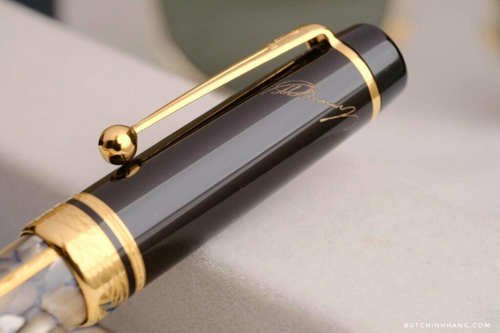 Alexandre Dumas Writers Edition Limited - Sự Cố Hy Hữu Đã Tạo Ra Một Phiên Bản Cực Kỳ Hiếm Trong Bộ Sưu Tập Bút Giới Hạn Montblanc - alexandre dumas writers edition limited su co hy huu da tao ra mot phien ban cuc ky hiem trong bo suu tap but gioi han montblanc 1