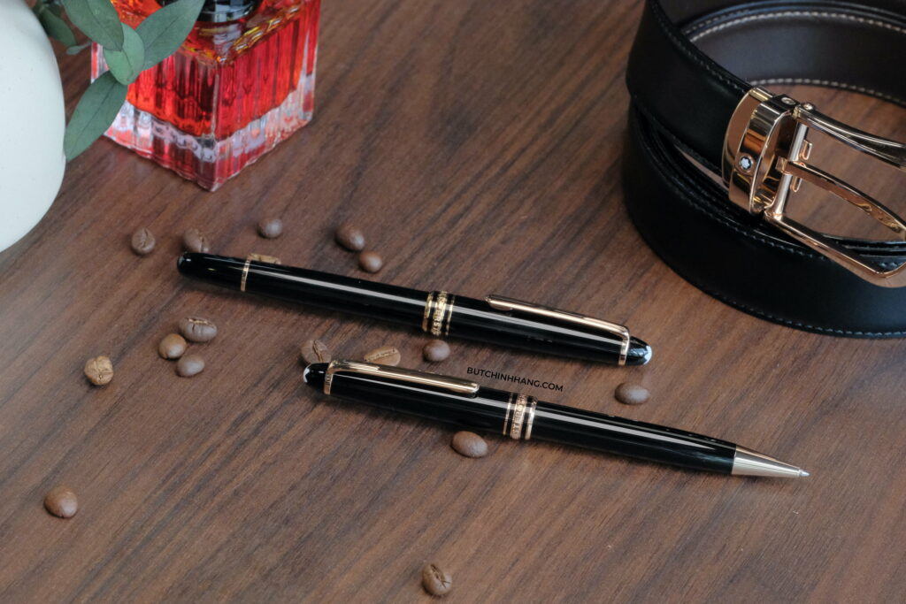 Bộ đôi Meisterstuck Classique Red Gold Ballpoint Pen và Rollerball Pen đầy tinh tế của Montblanc - bo doi meisterstuck classique red gold ballpoint pen va rollerball pen day tinh te cua montblanc 4