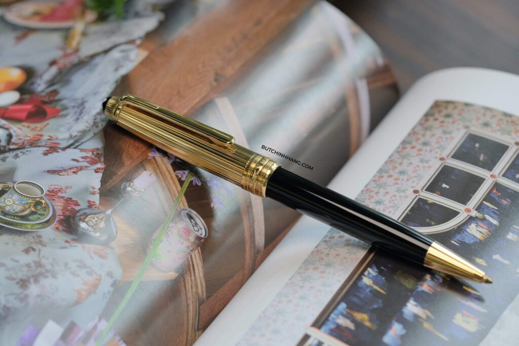 Montblanc Meisterstuck Solitaire Doue Vermeil Gold Plate - cao cấp và đầy sự tinh tế - montblanc meisterstuck solitaire doue vermeil gold plate cao cap va day su tinh te 1