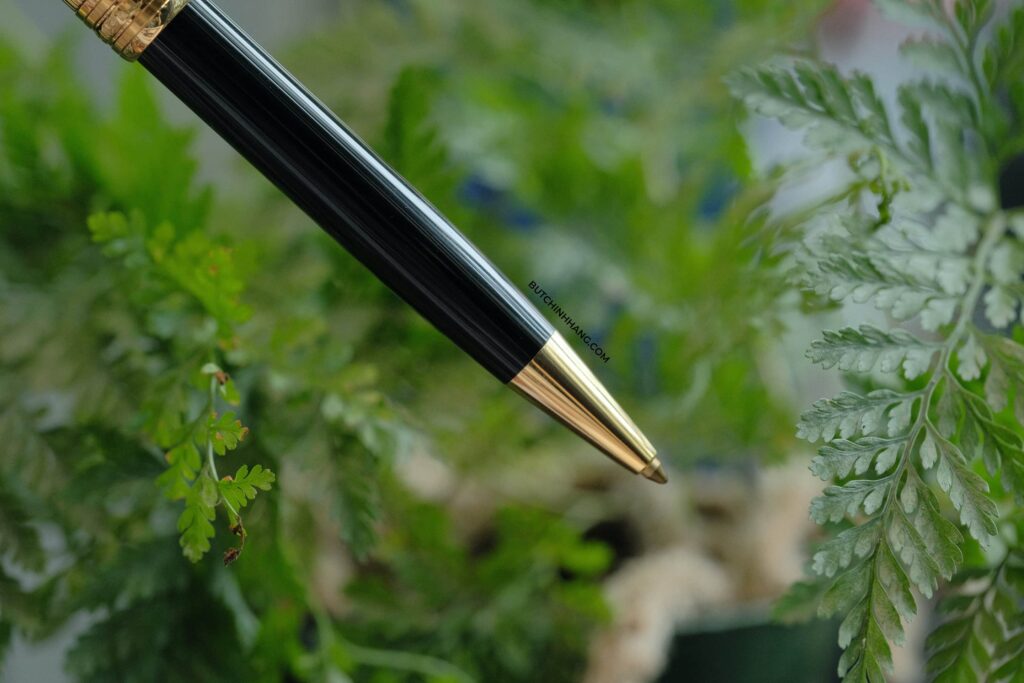 Montblanc Meisterstuck Solitaire Doue Vermeil Gold Plate - cao cấp và đầy sự tinh tế - montblanc meisterstuck solitaire doue vermeil gold plate cao cap va day su tinh te