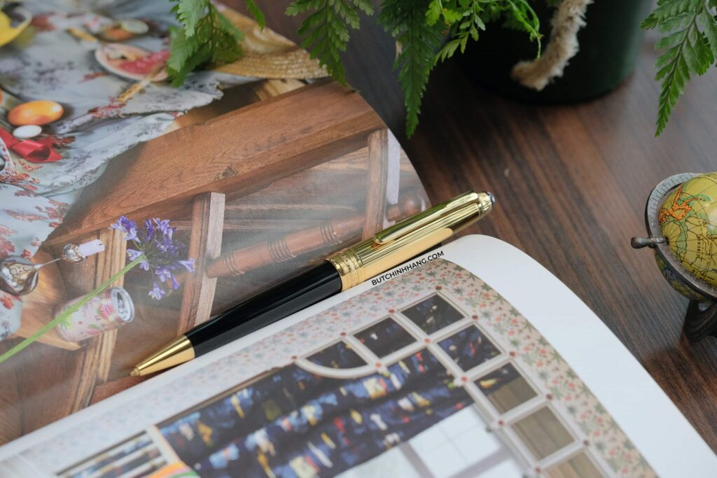 Montblanc Meisterstuck Solitaire Doue Vermeil Gold Plate - cao cấp và đầy sự tinh tế - montblanc meisterstuck solitaire doue vermeil gold plate cao cap va day su tinh te 2