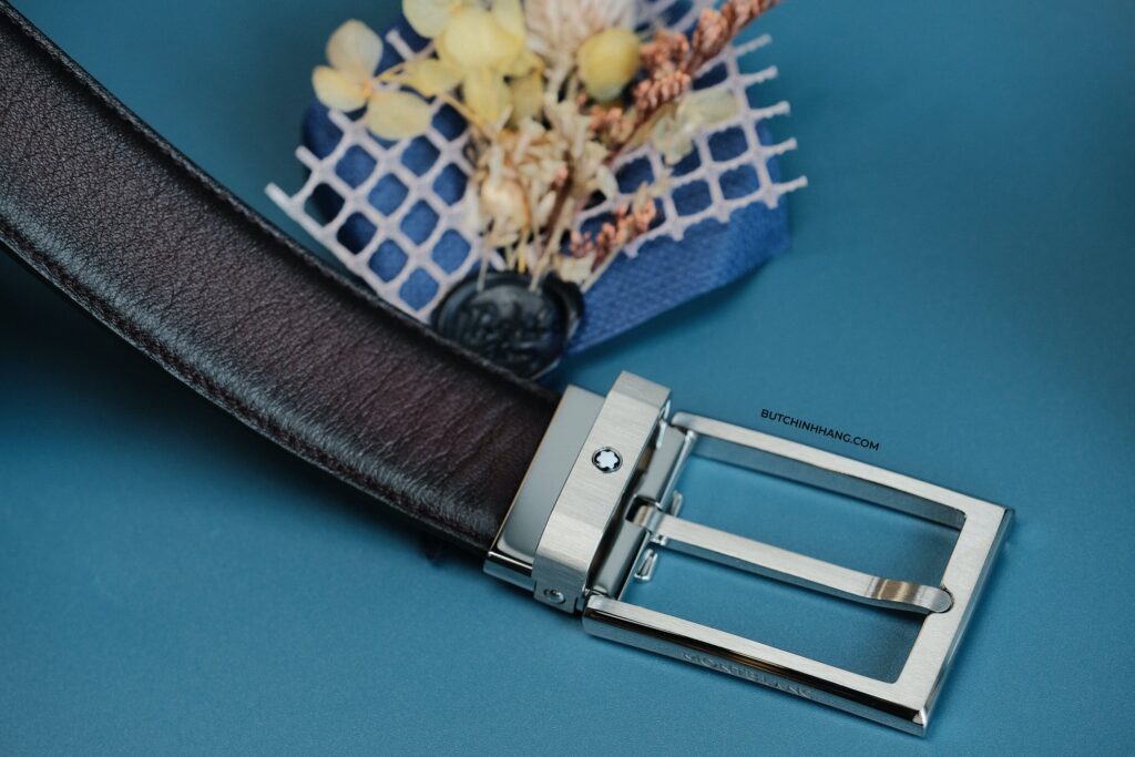 Montblanc Mens Brown Leather Rectangular Pin Buckle Belt - Màu nâu đỏ lịch thiệp nhưng cũng không kém phần phá cách - montblanc mens brown leather rectangular pin buckle belt mau nau do lich thiep nhung cung khong kem phan pha cach 2