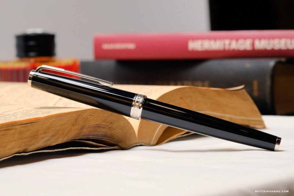 Montblanc PIX Black Rollerball - Thiết Kế Dành Cho Người Yêu Thích Sự Cổ Điển - montblanc pix black rollerball thiet ke danh cho nguoi yeu thich su co dien 1