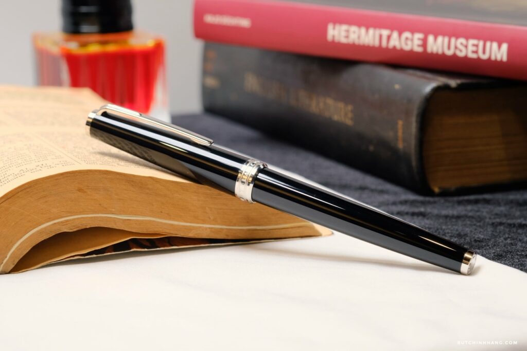Montblanc PIX Black Rollerball - Thiết Kế Dành Cho Người Yêu Thích Sự Cổ Điển - montblanc pix black rollerball thiet ke danh cho nguoi yeu thich su co dien 4