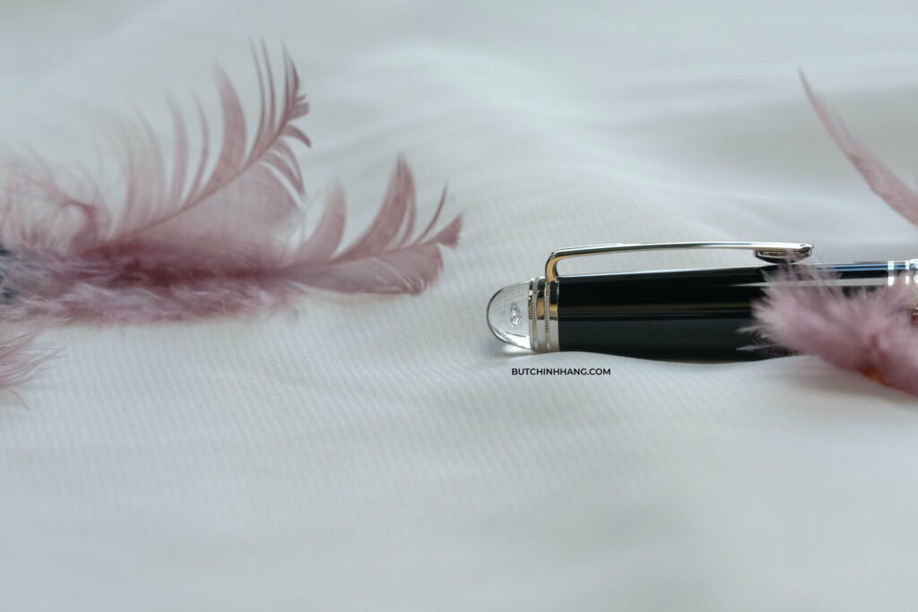 Nhỏ nhắn nhưng giá trị cao cấp và đầy sự thú vị trong thiết kế, đó là Montblanc Meisterstuck Diamond Hommage à W.A.Mozart - nho nhan nhung gia tri cao cap va day su thu vi trong thiet ke do la montblanc meisterstuck diamond hommage a w.a.mozart 1