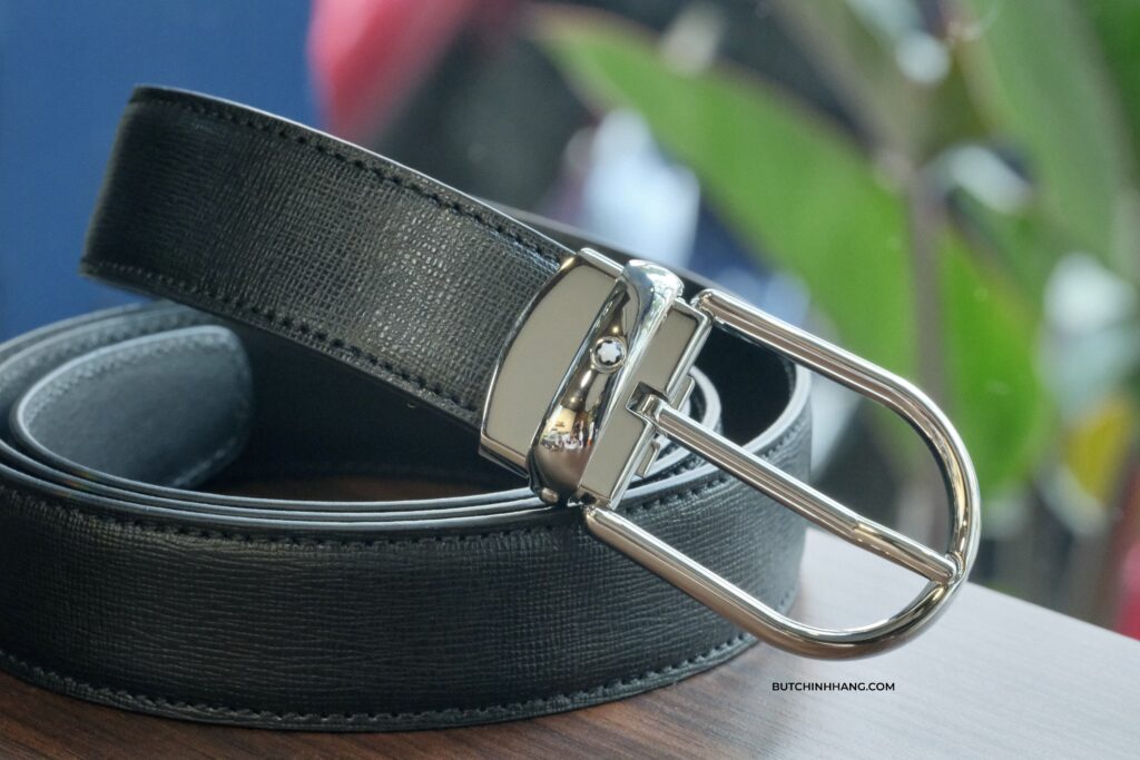 Phiên bản Black Leather Men’s Horseshoe Reversible Belt - thắt lưng dành cho những quý ông E382C255 EB29 4FCD A8FE DB9AF11F3026 1 201 a