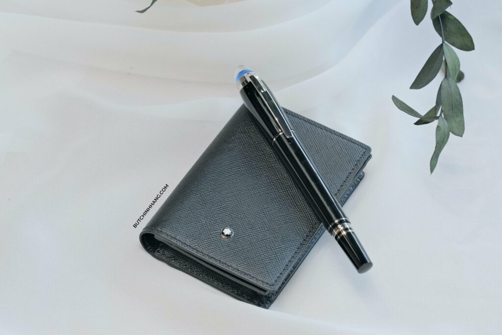 Bộ set quà tặng Starwalker Resin Fineliner cùng Montblanc Sartorial Business Card Holder đầy ấn tượng - bo set qua tang starwalker resin fineliner cung montblanc sartorial business card holder day an tuong