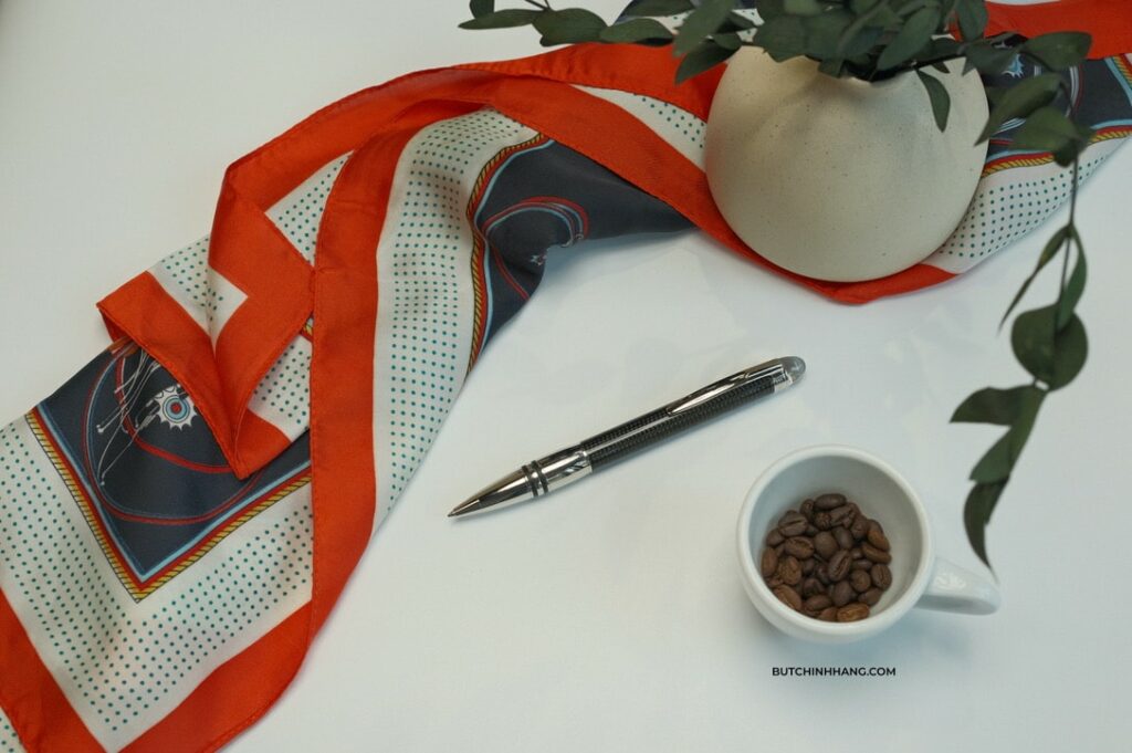 Sợi Carbon của dòng sản phẩm cao cấp - Montblanc Starwalker Carbon  - soi carbon cua dong san pham cao cap montblanc starwalker carbon