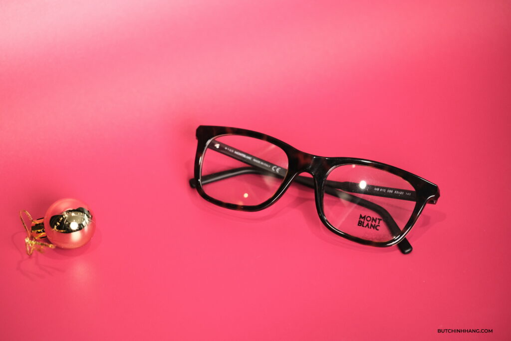 Gọng kính Montblanc Rectangular Eyeglasses phù hợp cho cả nam và nữ EE54CC74 1B49 4701 8DC4 D5357C3270B6 1 201 a