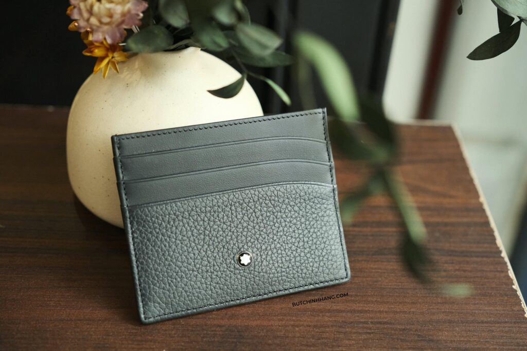 Bộ quà tặng Montblanc bút ký và ví namecard đơn giản, phù hợp với mọi người - bo qua tang montblanc but ky va vi namecard don gian phu hop voi moi nguoi