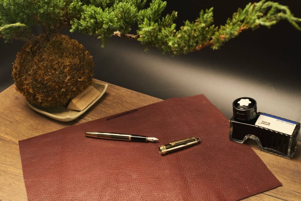 Montblanc Meistestuck Solitaire Gold & Black Classique - và những phiên bản tuyệt vời của dòng bút này - but montblanc meisterstuck solitaire doue gold amp black fountain pen 35986