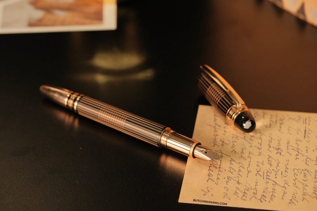 Montblanc Starwalker Red Gold Metal Fountain Pen and belt Montblanc Classic Line Reversible - montblanc starwalker red gold metal fountain pen and belt montblanc classic line reversible 3