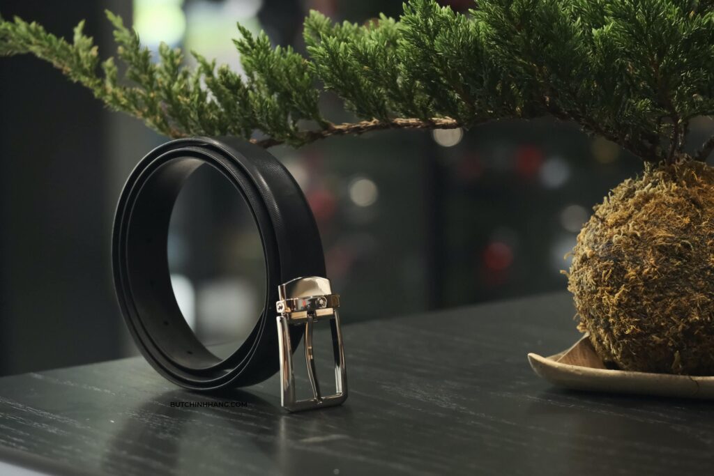 Thắt lưng Montblanc Rectangular Blue Trapeze Buckle Belt cùng màu xanh trầm đặc biệt - that lung montblanc rectangular blue trapeze buckle belt cung mau xanh tram dac biet 4