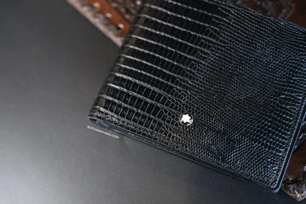 Ví da Montblanc Meisterstuck Selection Lizard Print Wallet với hoa văn da thằn lằn đầy ấn tượng - vi da montblanc meisterstuck selection lizard print wallet voi hoa van da than lan day an tuong 2