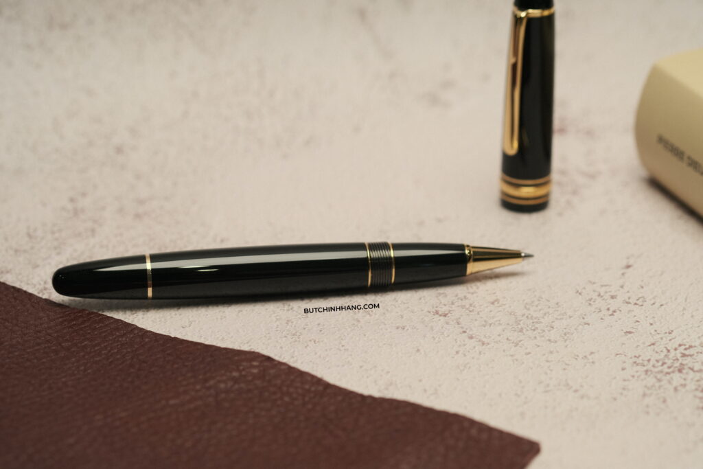 Mẫu bút Legrand đầy sự mạnh mẽ đến từ dòng bút Montblanc Meisterstuck Gold-Plated DSCF8474