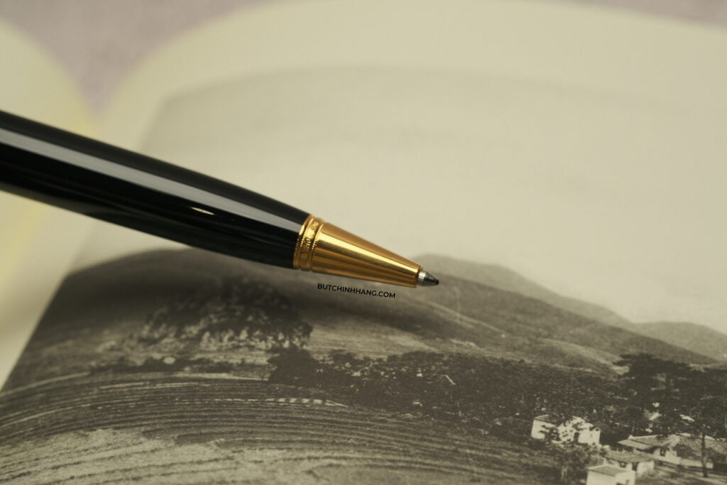 Yehudi Menuhin và mẫu bút tôn vinh người nghệ sĩ vĩ cầm nổi tiếng DSCF8488