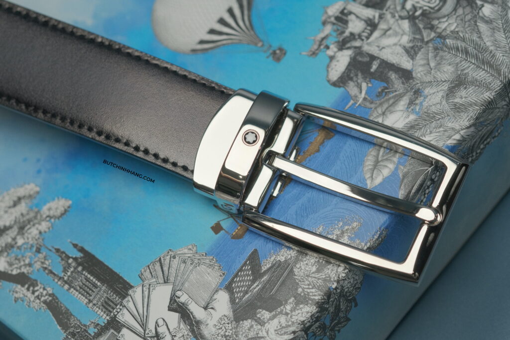 Màu xanh của dòng bút Meisterstuck Around The World in 80 Days và mẫu thắt lưng Montblanc Men’s Reversible Cut-to-Size Business Belt DSCF8583