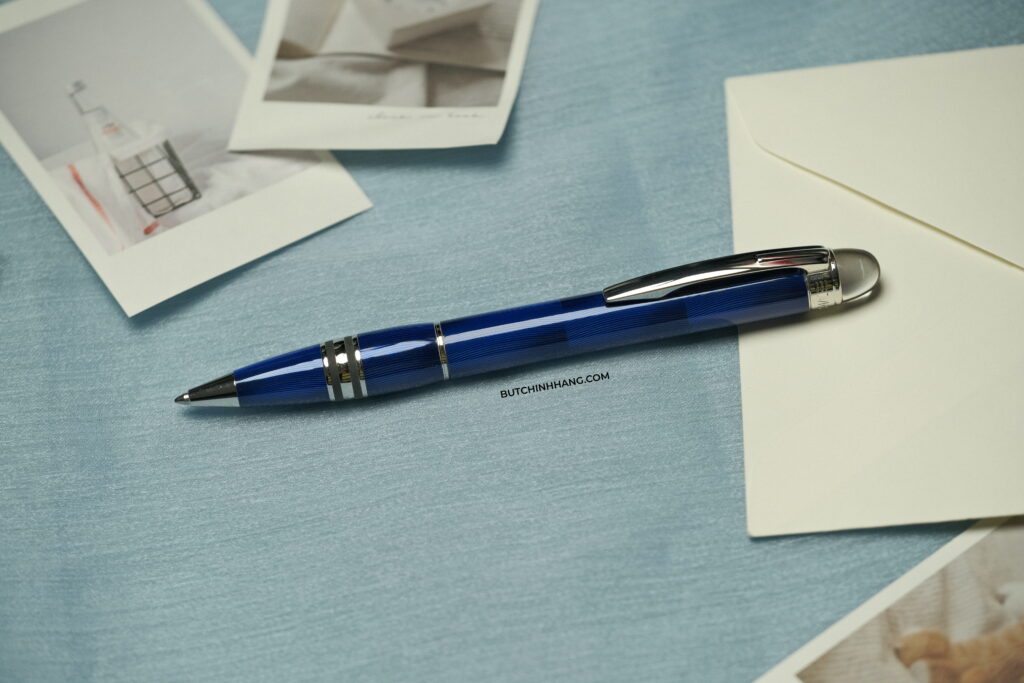 Phiên bản bút bi xoay của dòng bút Montblanc Starwalker Cool Blue - DSCF9024