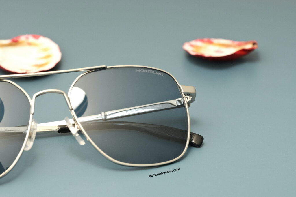 Mẫu kính mát với màu xanh sang trọng - Montblanc Pilot Sunglasses Silver - DSCF9032
