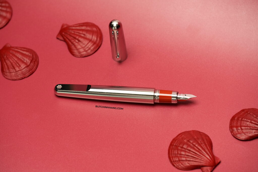Sự cao cấp và giá trị đến từ mẫu bút máy Montblanc M RED Signature đầy cuốn hút - DSCF9094 1