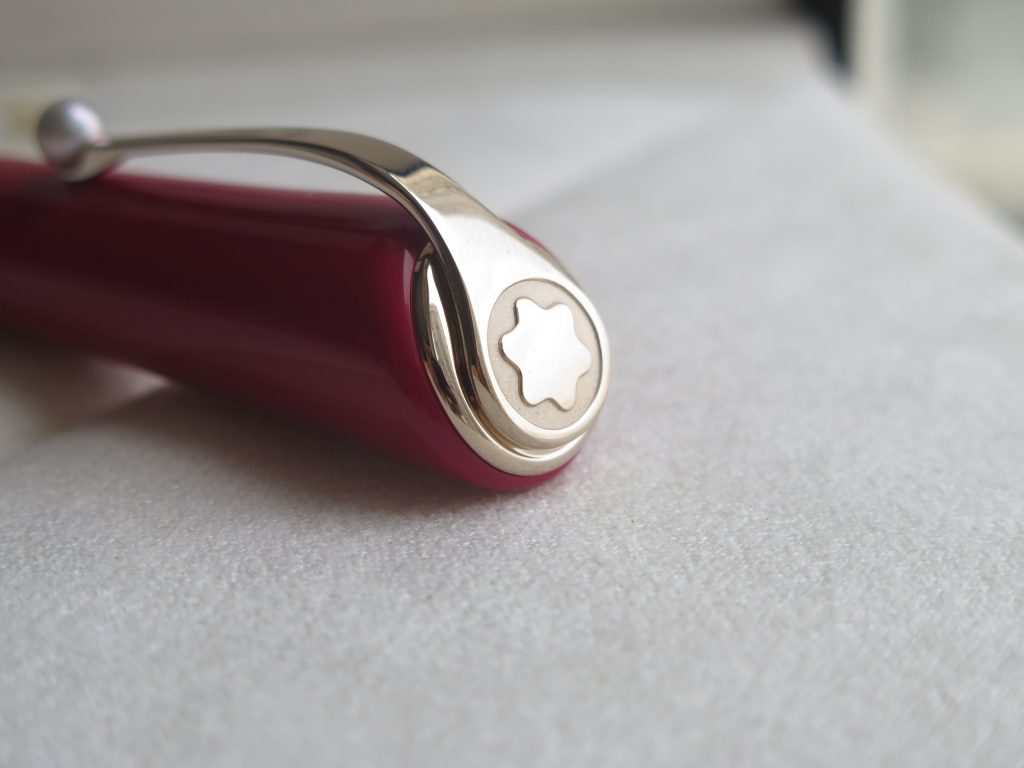 Marilyn Monroe - và mẫu bút gợi cảm mà Montblanc tái hiện nàng thơ của thế giới - marilyn monroe va mau but goi cam ma montblanc tai hien nang tho cua the gioi 3