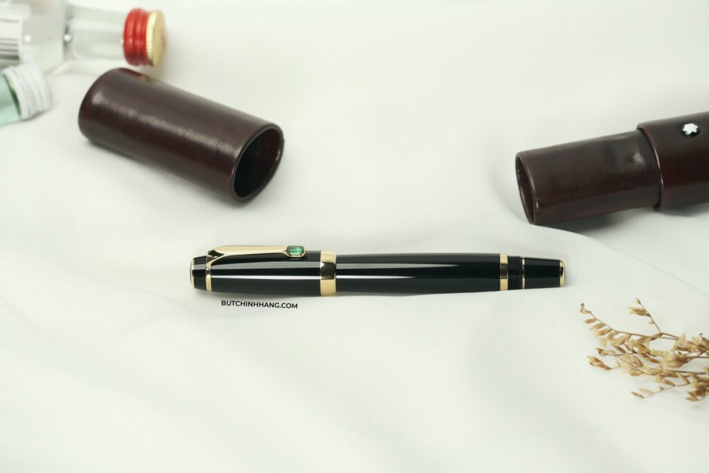 Những mẫu bút bi nước Montblanc hiện đang có mặt tại cửa hàng Bút Chính Hãng - nhung mau but bi nuoc montblanc hien dang co mat tai cua hang but chinh hang 13