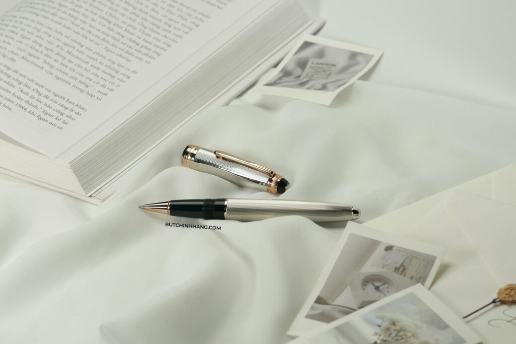 Những mẫu bút bi nước Montblanc hiện đang có mặt tại cửa hàng Bút Chính Hãng - nhung mau but bi nuoc montblanc hien dang co mat tai cua hang but chinh hang 14