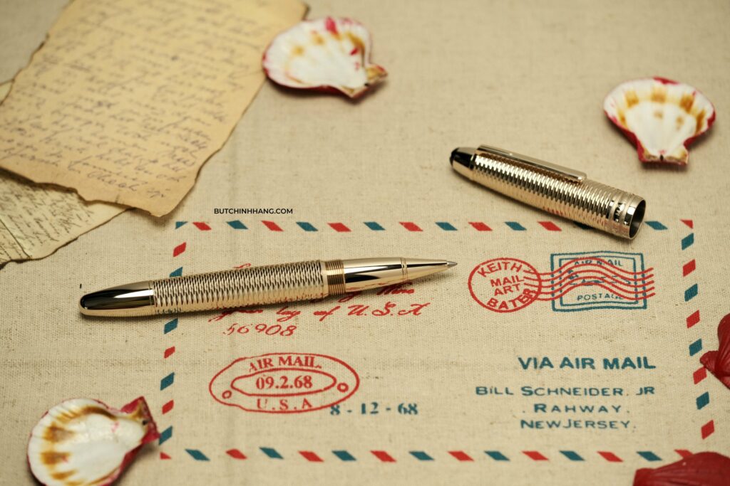 Bút Montblanc Meisterstuck Solitaire Geometry Champagne Gold Legrand Rollerball Pen 118102 - nhung mau but bi nuoc montblanc hien dang co mat tai cua hang but chinh hang 17