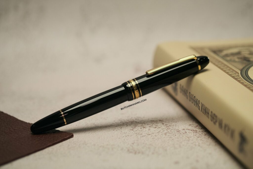 Những mẫu bút bi nước Montblanc hiện đang có mặt tại cửa hàng Bút Chính Hãng - nhung mau but bi nuoc montblanc hien dang co mat tai cua hang but chinh hang 7