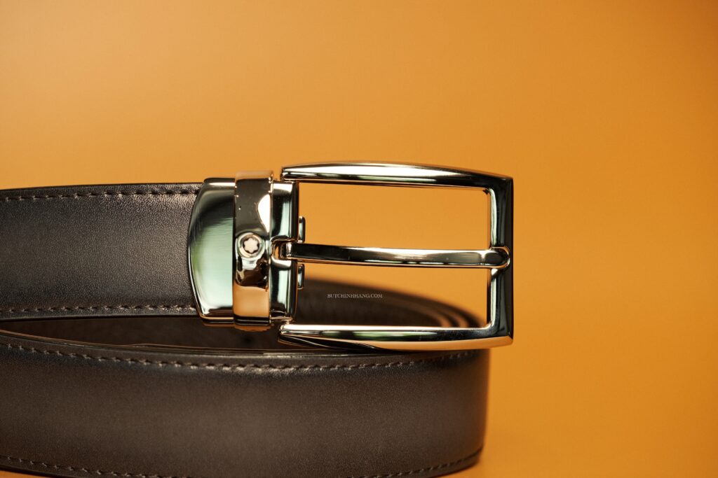 Chiếc thắt lưng màu xám đặc biệt mà bạn có thể bỏ lỡ - Montblanc Men’s Reversible Business Leather Belt DSCF0015
