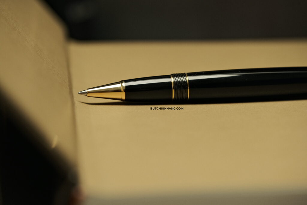 Liệu mẫu bút bi nước Montblanc Meisterstuck Legrand vẫn còn được yêu thích? DSCF9276